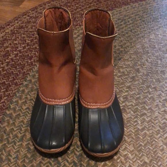 DUCK BOOTS 🥾 - Picture 4 of 4